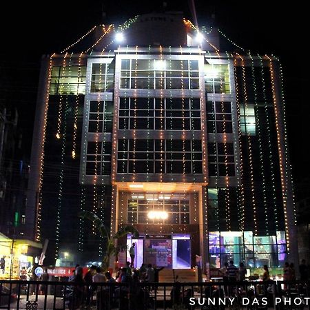 Lg Towers Hotel Guwahati Luaran gambar