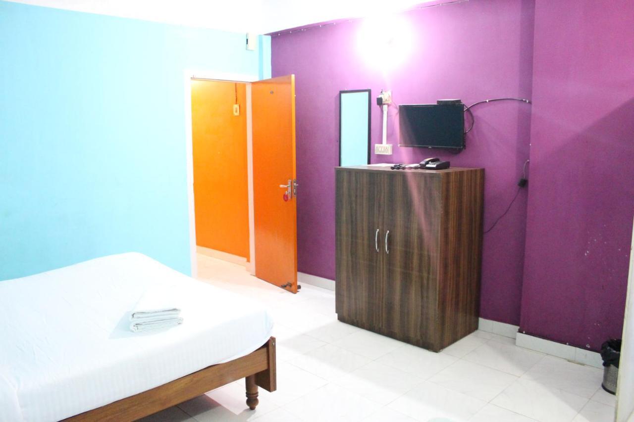 Lg Towers Hotel Guwahati Luaran gambar