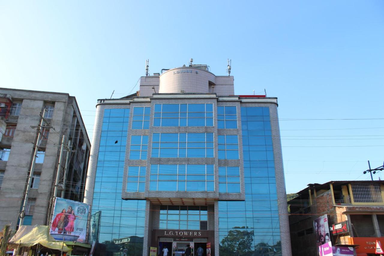 Lg Towers Hotel Guwahati Luaran gambar