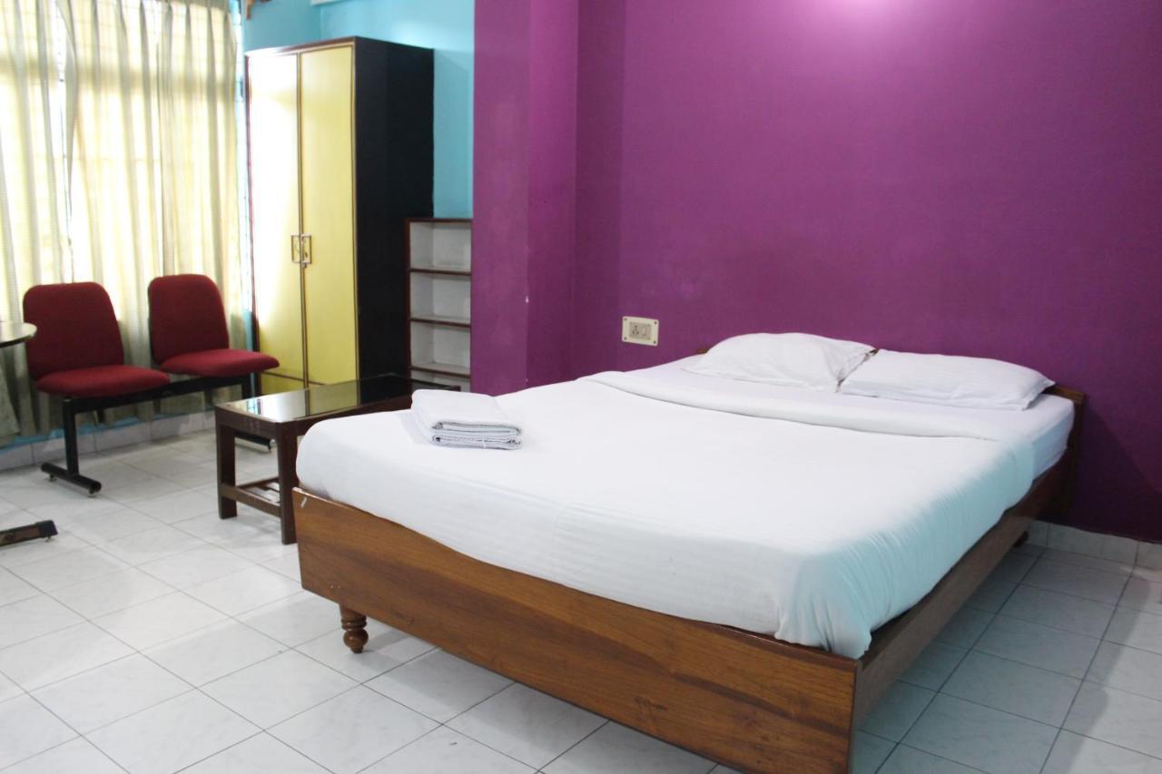 Lg Towers Hotel Guwahati Luaran gambar